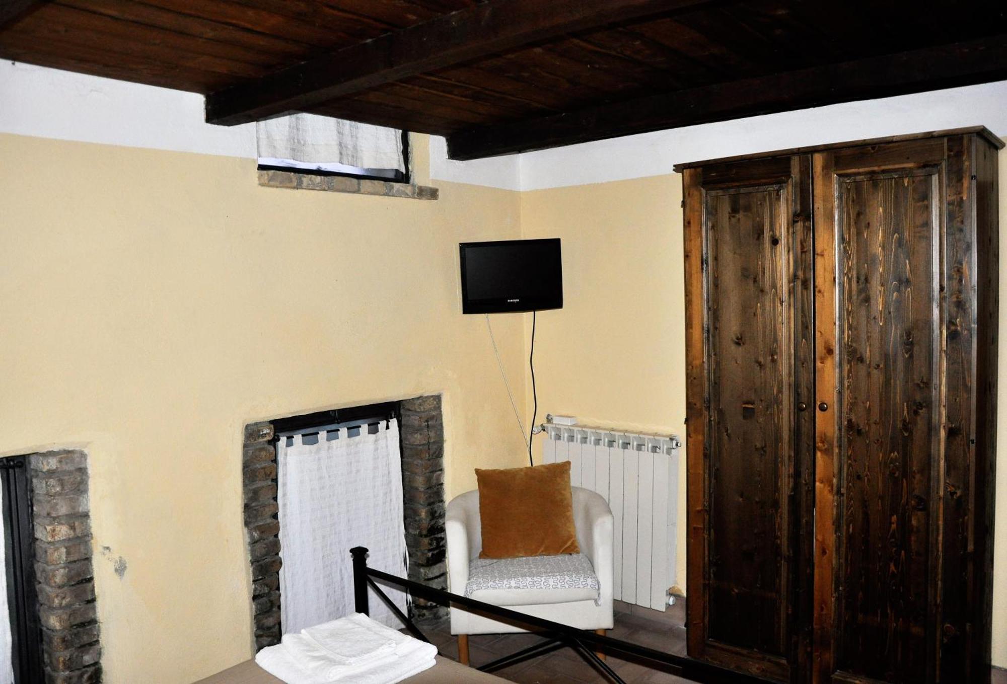 Villa Agriturismo Nociquerceto Tarano Zimmer foto